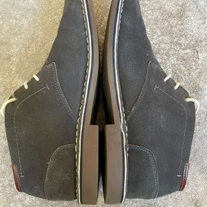 Kenneth Cole Reaction suede lace up shoes